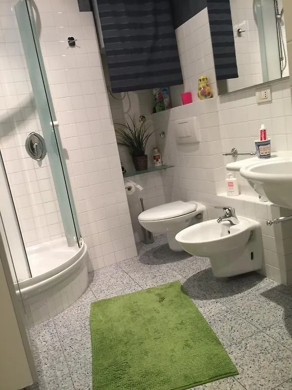 בולוניה Casa Albert 0*,  איטליה